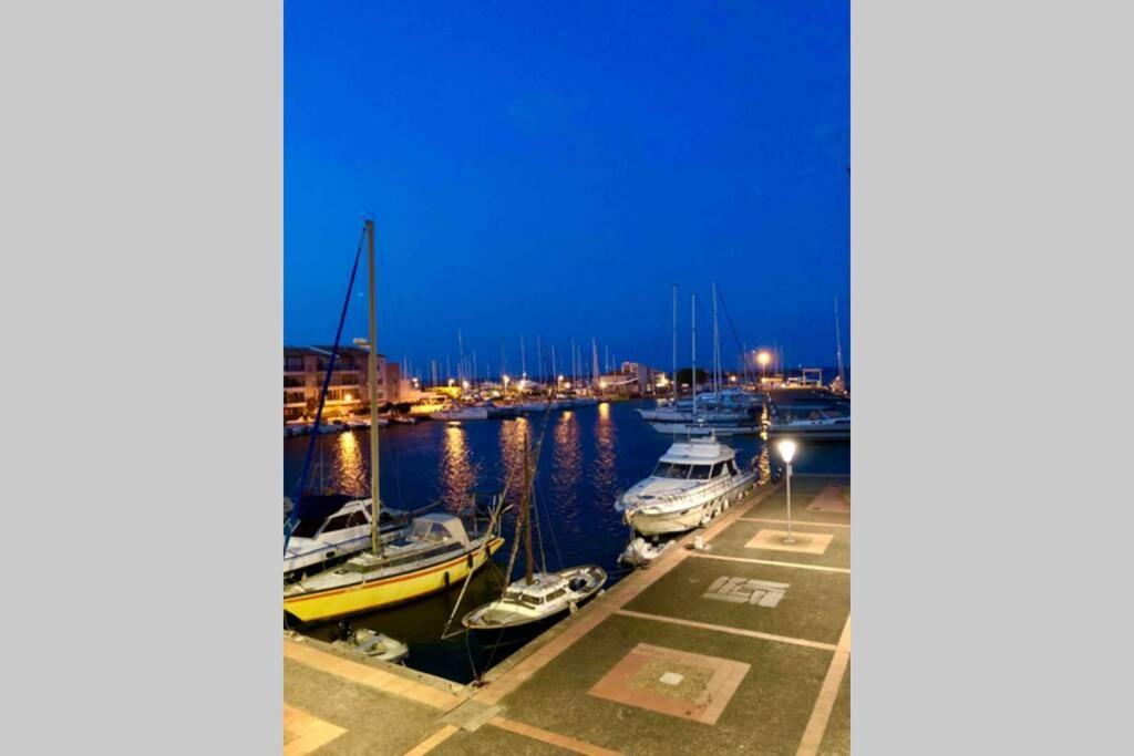Le Panoramique Cap D'Agde Apartment Екстериор снимка
